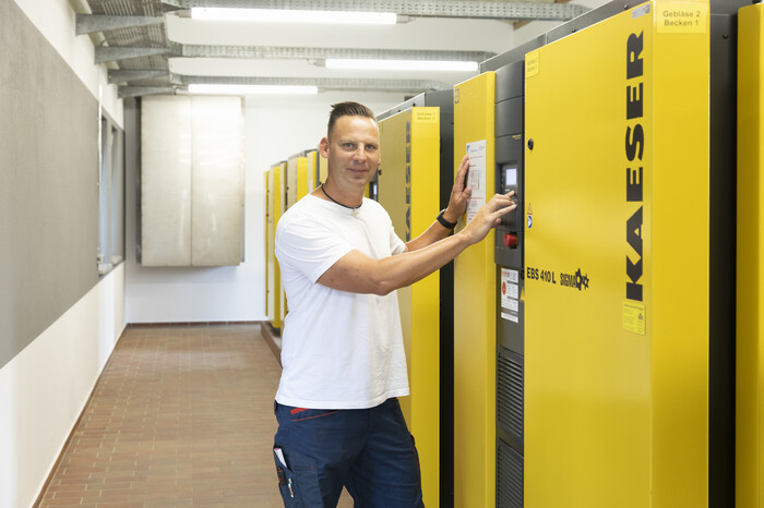 KAESER KOMPRESSORIEN kuusi EBS-ruuvipuhallinta.