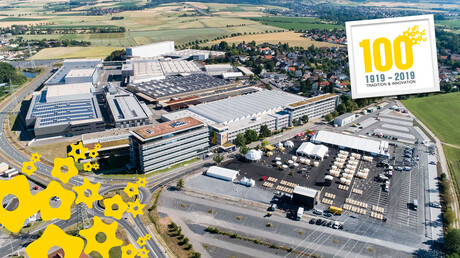 KAESER KOMPRESSOREN viettää yrityksen 100-vuotispäivää Coburgissa avoimin ovin, yrityskierroksin ja työntekijöidelle järjestetyillä juhlilla.