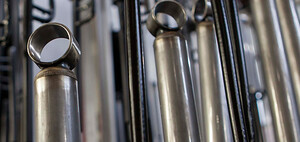 Raaka-ainetta ZF Friedrichshafenin iskunvaimentimille