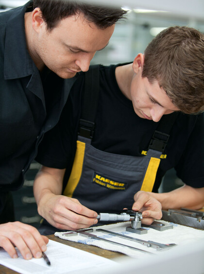 Koulutus teollisuusmekaanikoksi