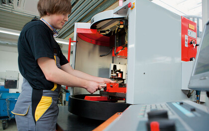 Koulutus koneen- ja laitteistonkäyttäjäksi